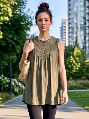 DAVI & DANI NWT Olive Crochet Yoke Sleeveless Tunic Tank